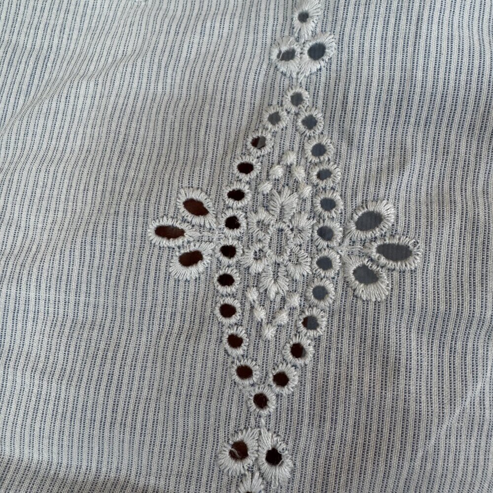 Joie Cerelia Eyelet Peplum Top Women M - Picture 9 of 11